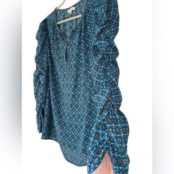 Max Studio Women’s Long Sleeve Blue Patterned Blouse Size XL - Picture 2 of 9